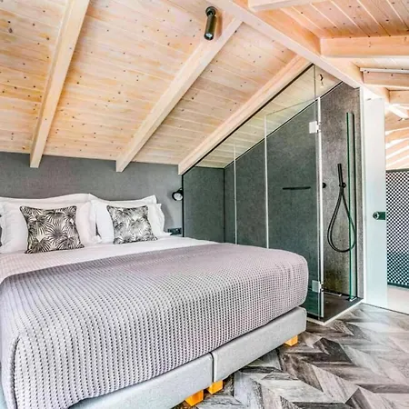 Earth By Villa Lygia (Lefkada)